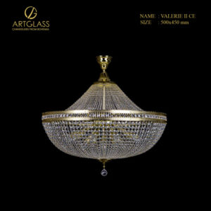 Đèn lồng pha lê VALERIE II CE 6 bóng 60W, thiết kế hình nón tinh tế với các hạt pha lê Bohemia lấp lánh, khung đồng thau mạ vàng sang trọng, phản chiếu ánh sáng rực rỡ.