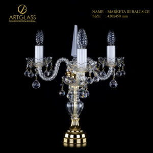 Đèn bàn pha lê MARKETA III BALLS TL CE 3 bóng 40W thiết kế sang trọng, kết hợp đồng thau mạ vàng và pha lê cao cấp mang phong cách châu Âu cổ điển.