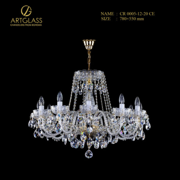 Đèn chùm pha lê CR 0005/12/20 CE cao cấp, thiết kế sang trọng với 12 bóng đèn 40W, khung đồng thau mạ vàng kết hợp pha lê lấp lánh, phù hợp chiếu sáng phòng khách, sảnh lớn và biệt thự hiện đại.