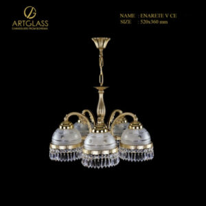 Đèn chùm pha lê ENARETE V CE sang trọng, đường kính 520mm cao 360mm, gồm 5 bóng 40W, chế tác từ đồng thau mạ vàng và pha lê cao cấp, mang lại vẻ đẹp tinh tế cho không gian sống.