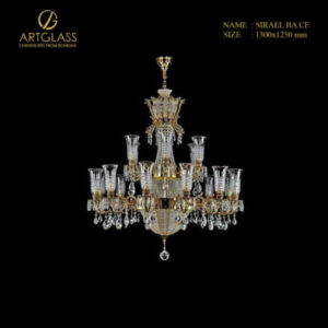 Đèn chùm pha lê SIRAEL BRASS ANTIQUE CE của Artglass Tiệp Khắc, thiết kế 2 tầng sang trọng với 21 bóng đèn có chụp pha lê và các hạt pha lê cao cấp trên khung đồng thau hoàn thiện giả cổ (brass antique).