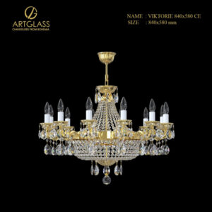 Đèn Pha Lê VIKTORIE 840×580 POLISHED CE với 16 bóng đèn, khung đồng thau mạ vàng sang trọng, tạo điểm nhấn tinh tế cho không gian phòng khách và biệt thự cao cấp.