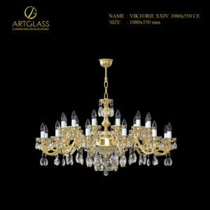 Đèn chùm pha lê VIKTORIE XXIV 1080x550 POLISHED CE với 24 bóng đèn, khung đồng thau mạ vàng và pha lê cao cấp từ Tiệp Khắc, mang vẻ đẹp sang trọng cho không gian nội thất.