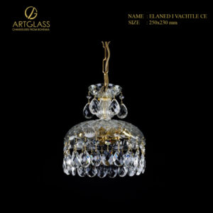 Đèn lồng pha lê ELANED I VACHTLE CE gồm 3 bóng 40W, chế tác từ đồng thau mạ vàng và pha lê cao cấp, mang phong cách sang trọng từ thương hiệu Artglass CH Séc.