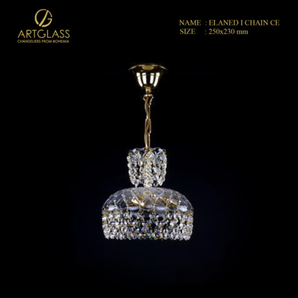 den-tha-pha-le-elaned-i-chain-ce Cận cảnh đèn thả pha lê ELANED I CHAIN CE với thiết kế cổ điển, chao đèn hình bát úp và treo bằng dây xích kim loại mạ vàng.