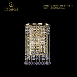 Đèn tường pha lê GWEN STRAIGHT CE với hai bóng 40W, thiết kế khung đồng thau mạ vàng cùng hạt pha lê cao cấp, mang lại ánh sáng lấp lánh và sang trọng cho không gian nội thất.